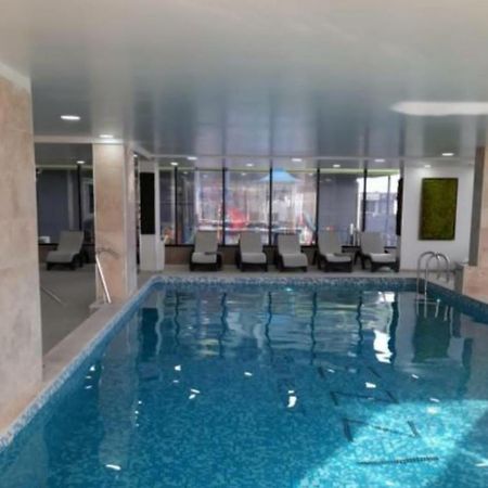 Alezzi Luxury Apartment Spa Resort Piscina Incalzita Sauna Parking Năvodari Exteriör bild