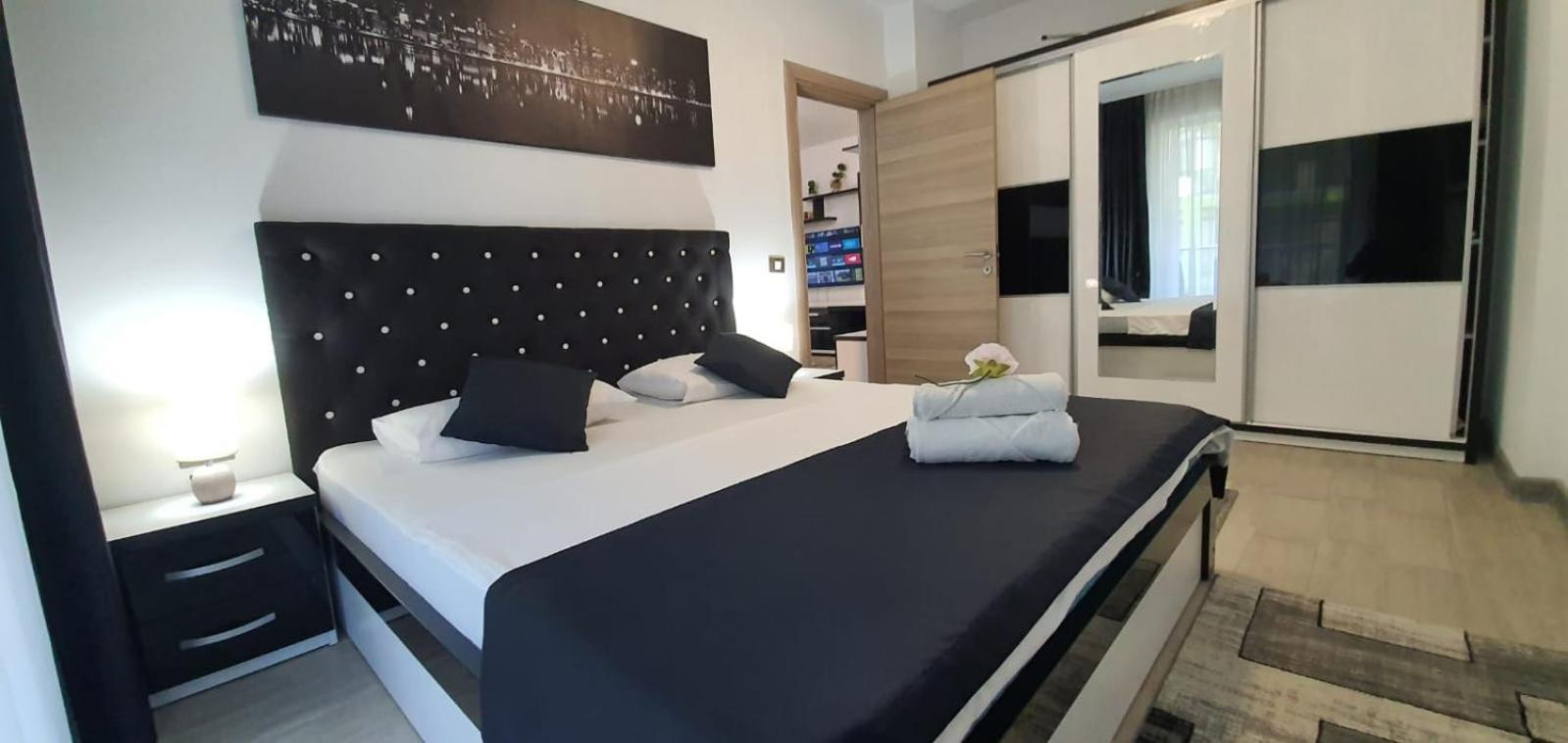 Alezzi Luxury Apartment Spa Resort Piscina Incalzita Sauna Parking Năvodari Exteriör bild
