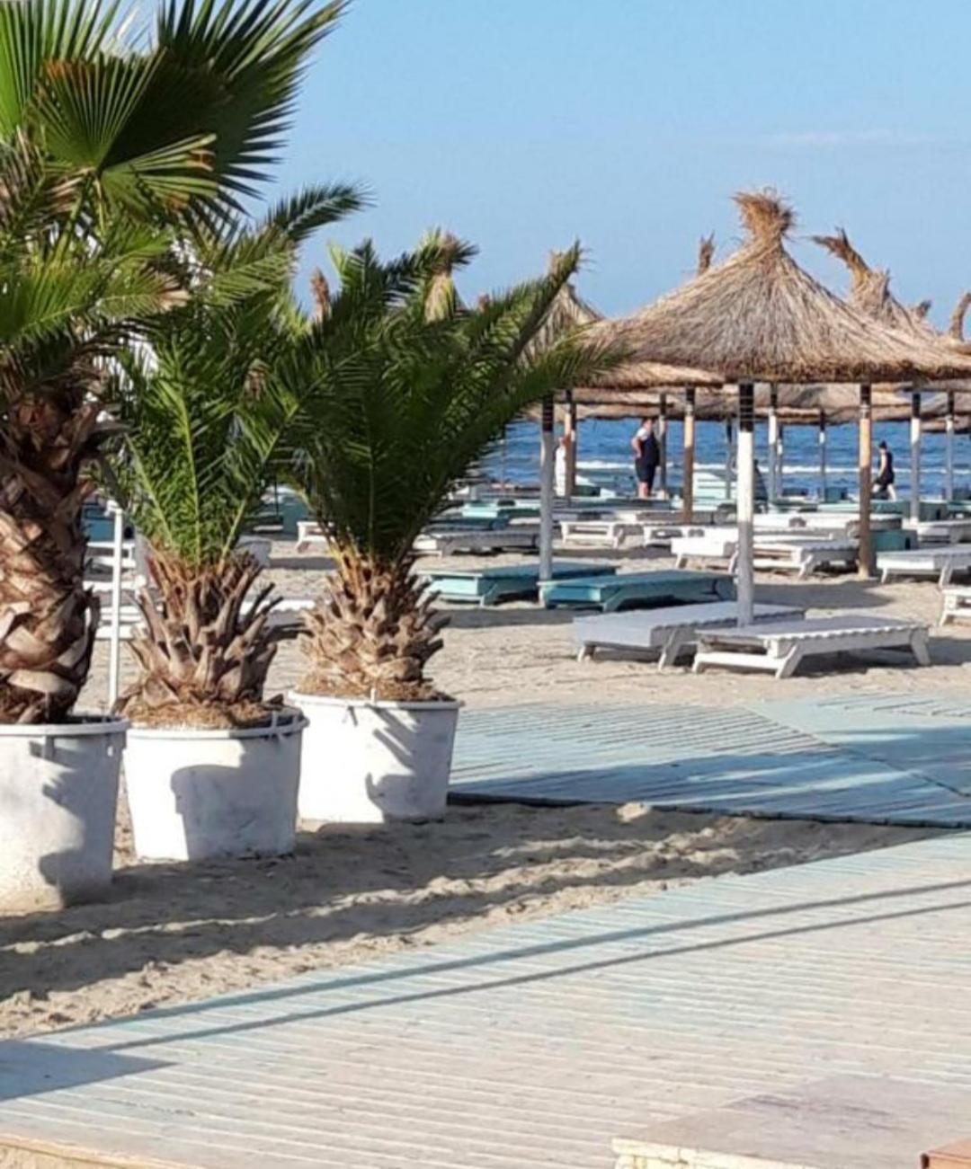 Alezzi Luxury Apartment Spa Resort Piscina Incalzita Sauna Parking Năvodari Exteriör bild