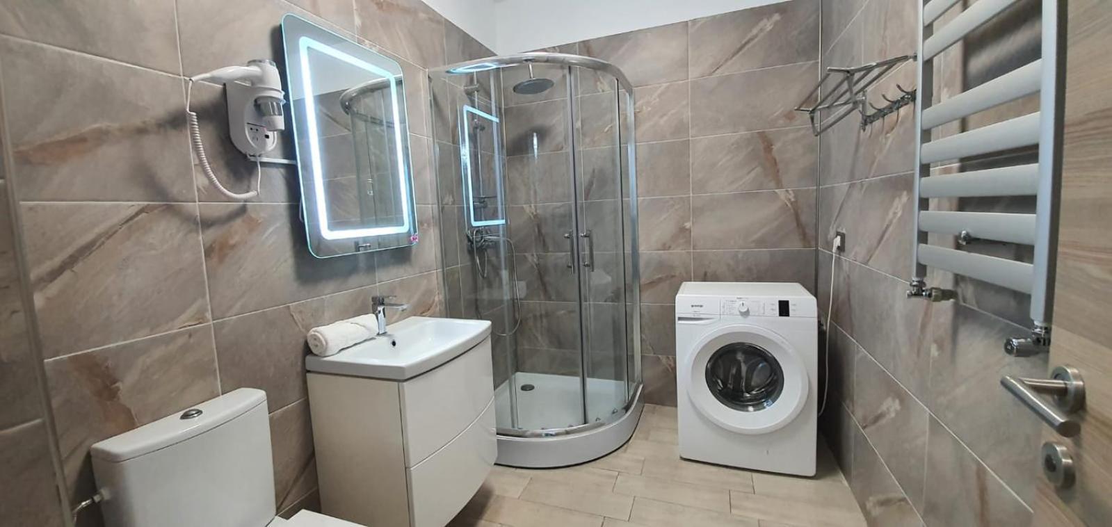 Alezzi Luxury Apartment Spa Resort Piscina Incalzita Sauna Parking Năvodari Exteriör bild